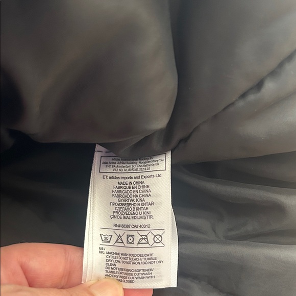 Adidas Black and Gray Hooded Jacket - Picture 5 of 8